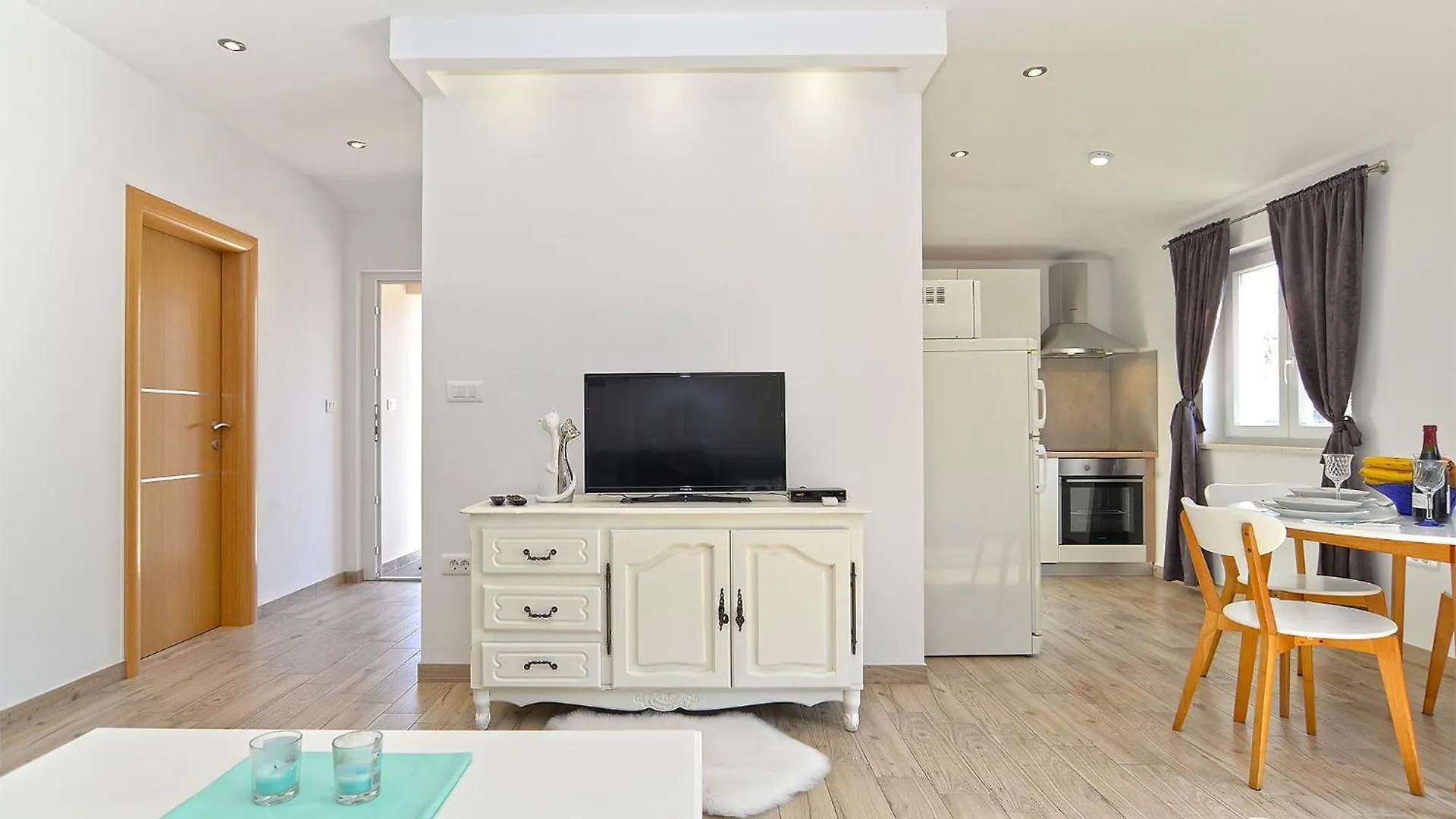 Holiday House With A Parking Space Galizana, Fazana - 20795 Croazia